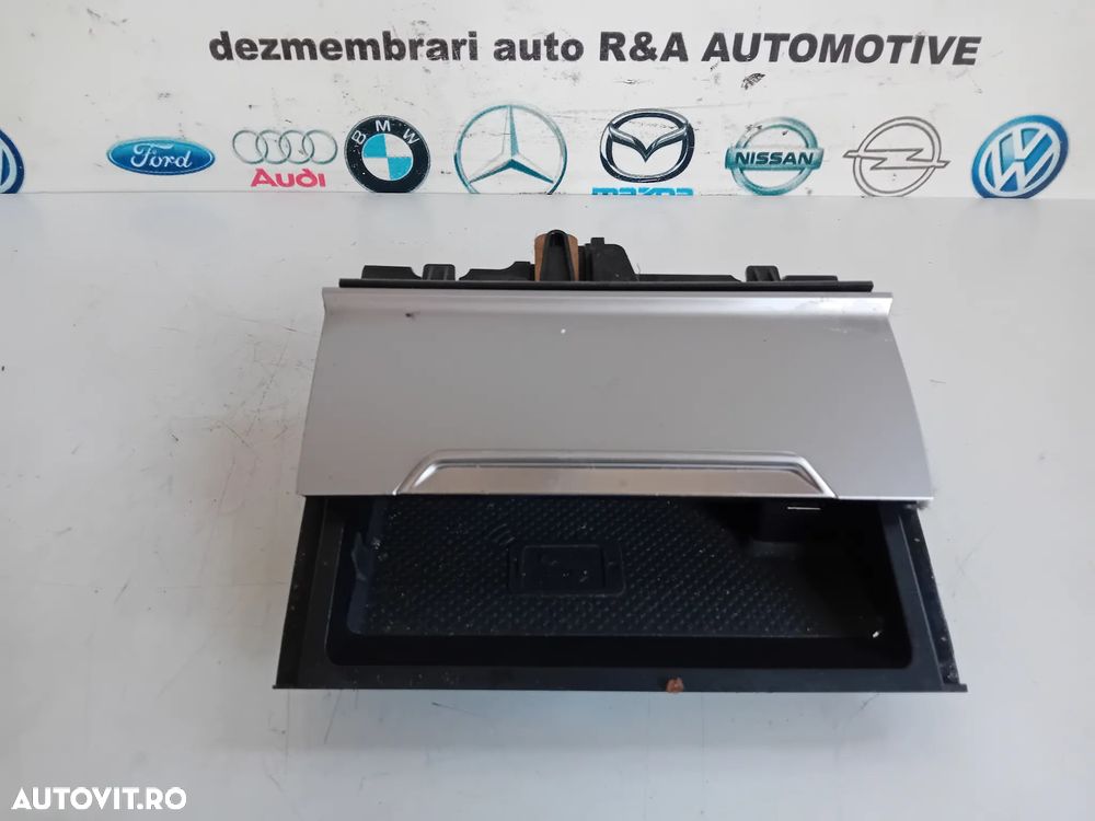 Modul Incarcare Wirelles Scrumiera Vw Passat B8 AN 2014-2020 Cod 3G1863071A Motor DFG Cutie UAX - 1