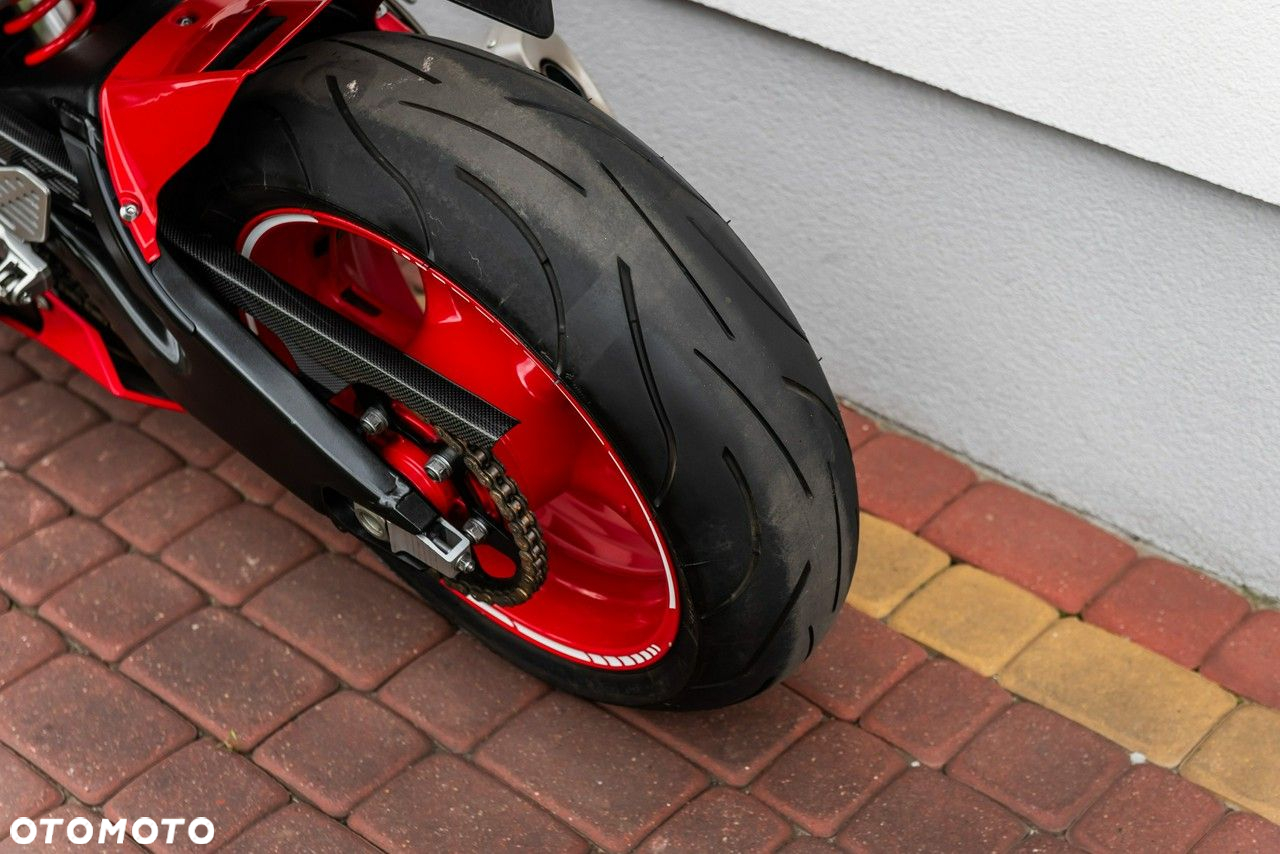 Yamaha R6 - 8