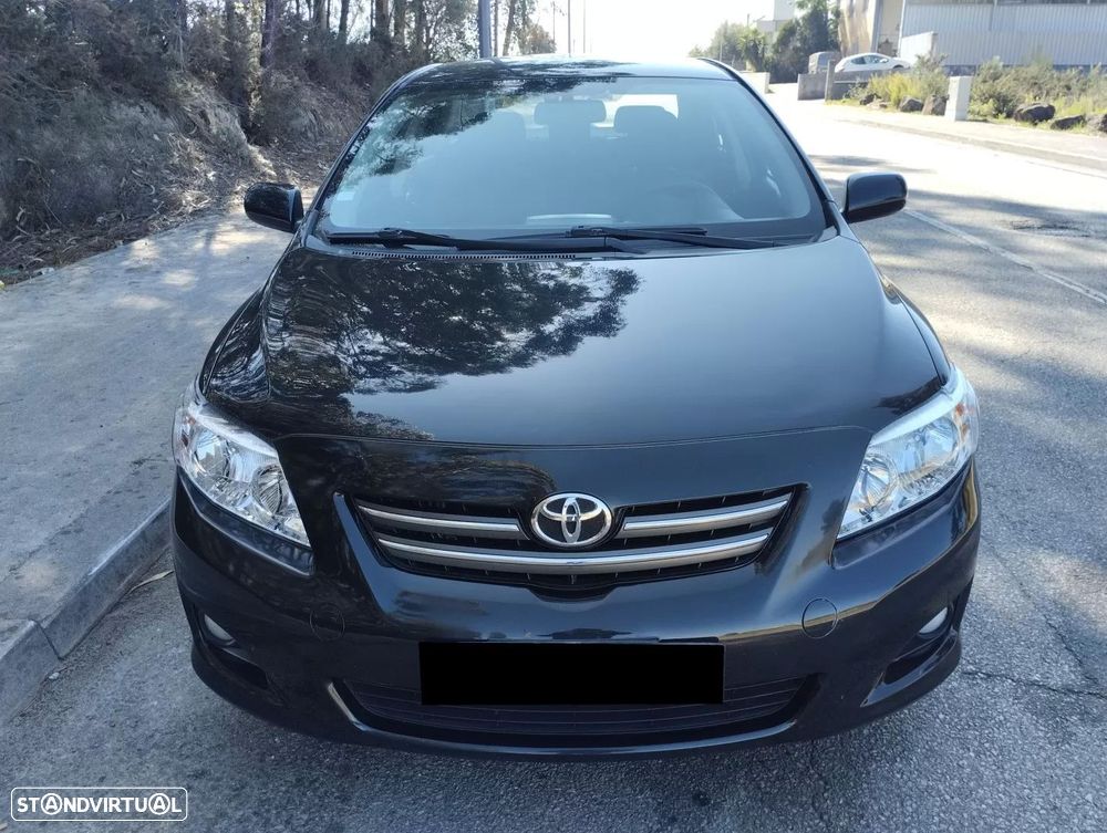 Toyota Corolla 1.4 D-4D Exclusive - 2