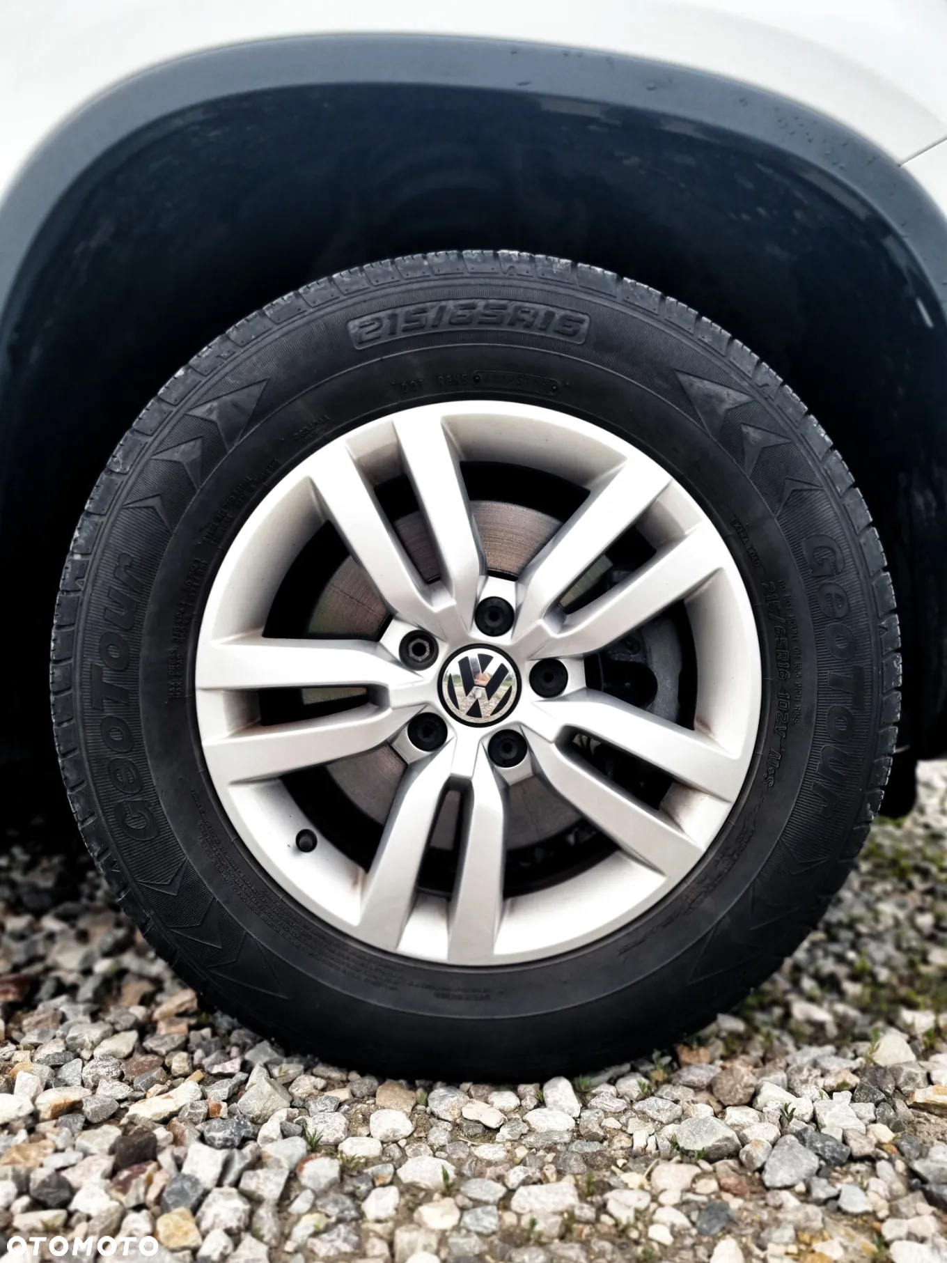 Volkswagen Tiguan - 8