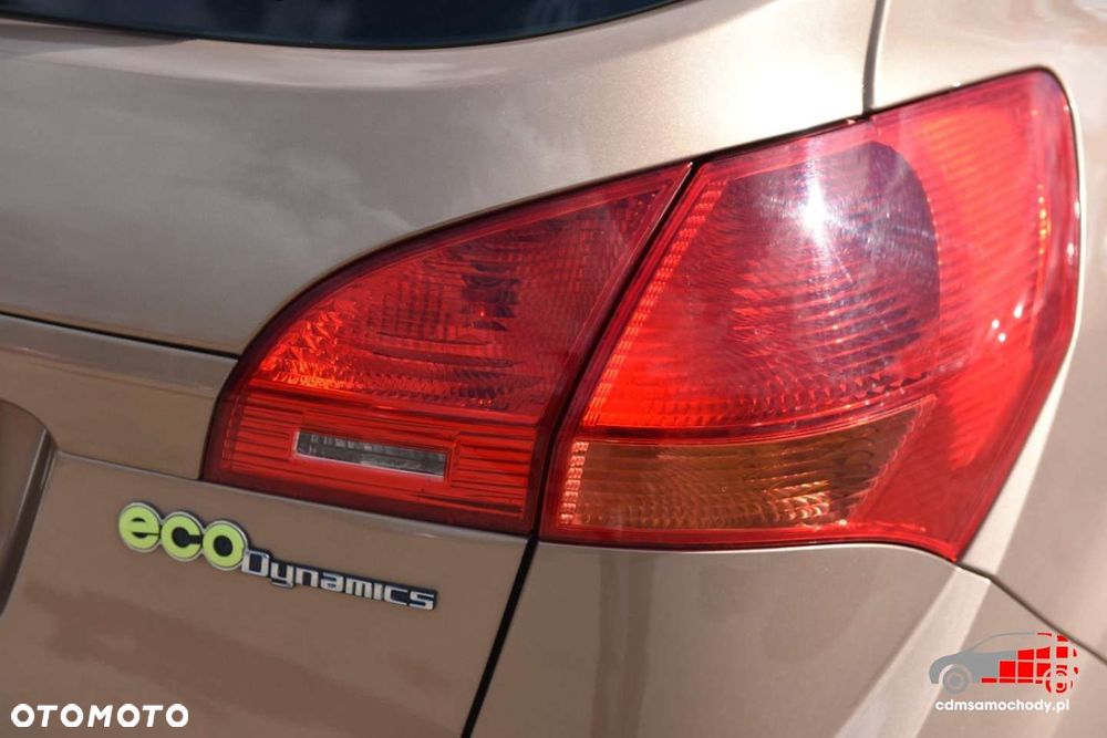Kia Venga - 14