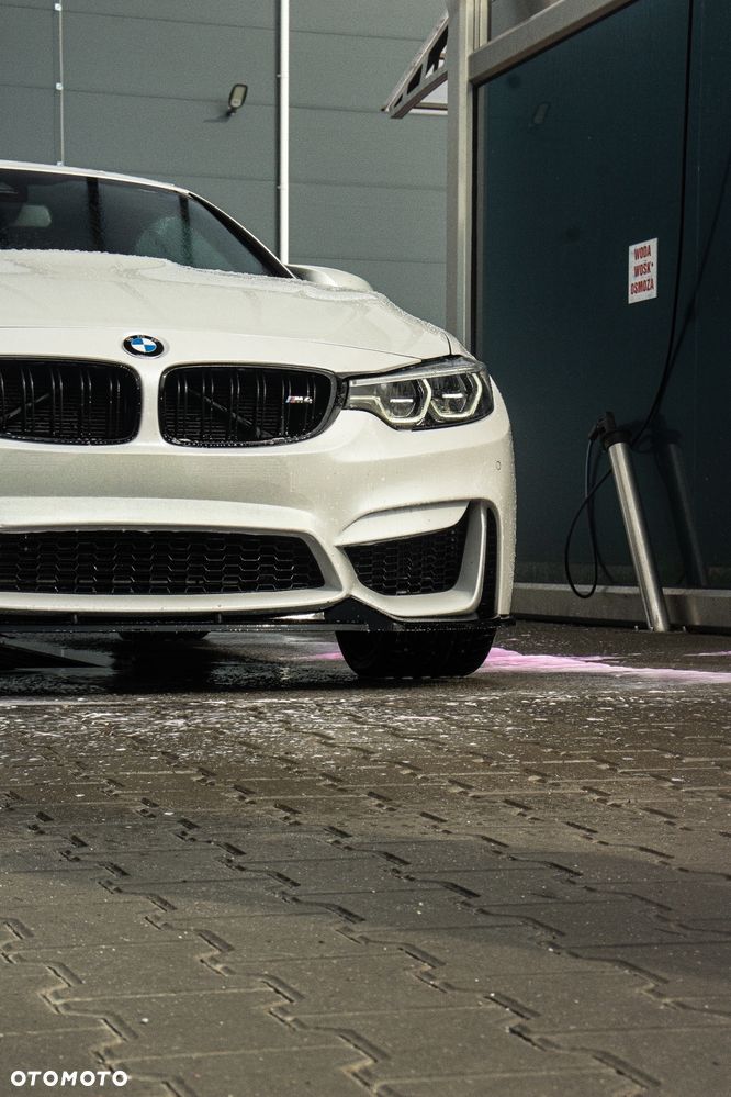 BMW M4 - 12