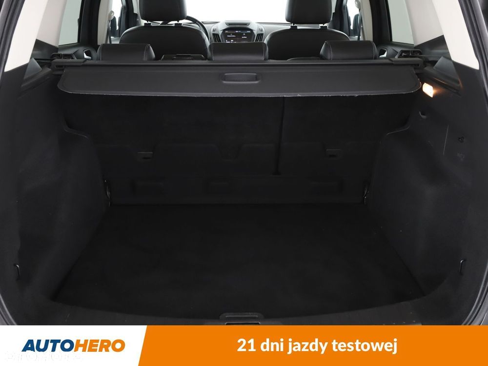 Ford Kuga - 17