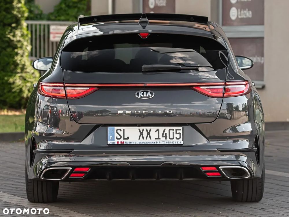 Kia ProCeed - 11