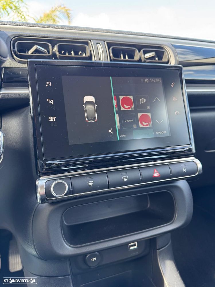 Citroën C3 1.2 PureTech Shine - 24