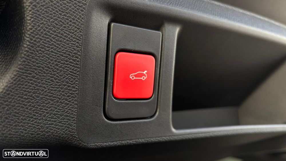 Peugeot 308 SW PureTech 130 EAT8 GT - 28