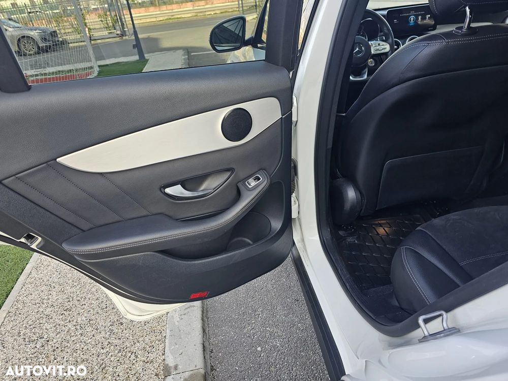 Mercedes-Benz GLC - 9