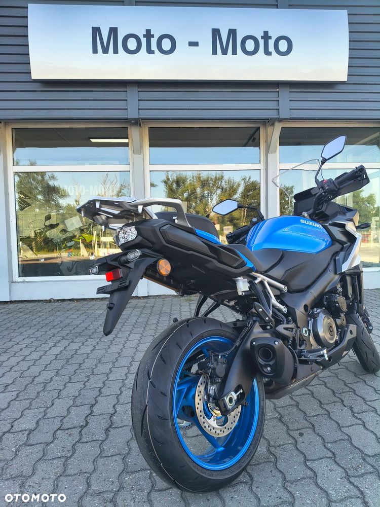 Suzuki GSX - 4