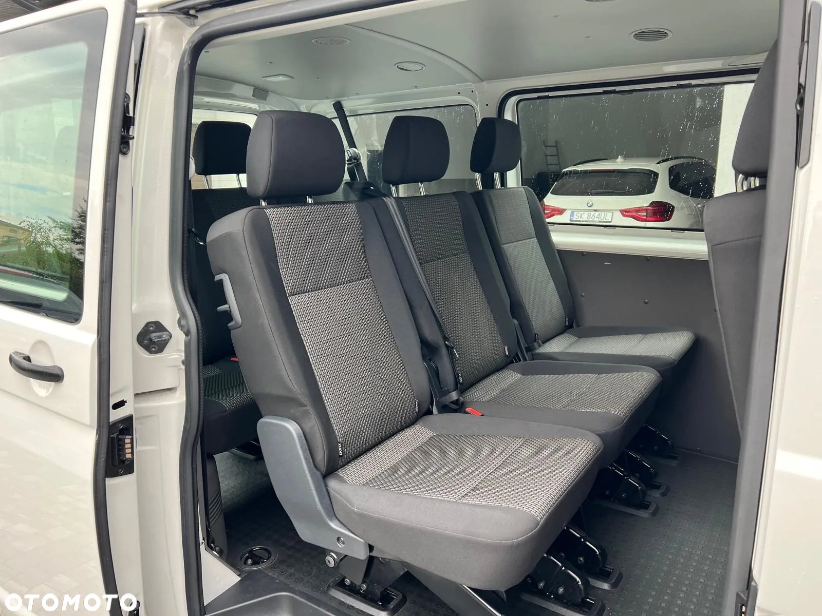 Volkswagen Transporter - 13