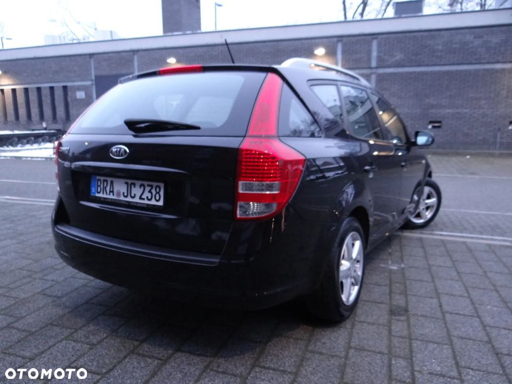 Kia Ceed 1.4 Comfort + - 3