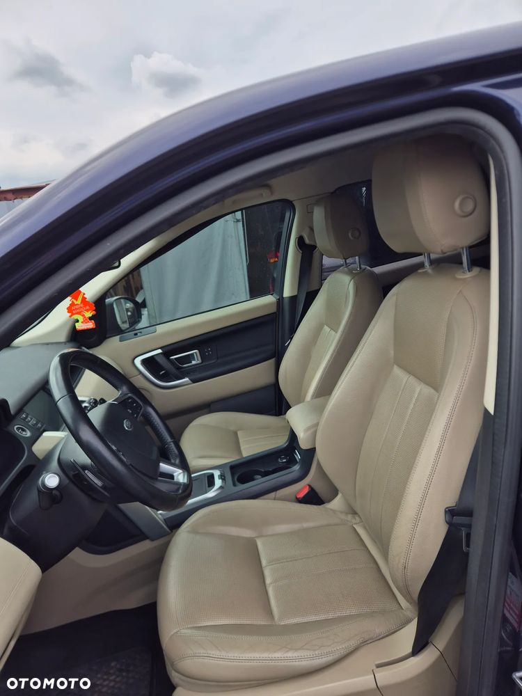 Land Rover Discovery Sport TD4 HSE - 8