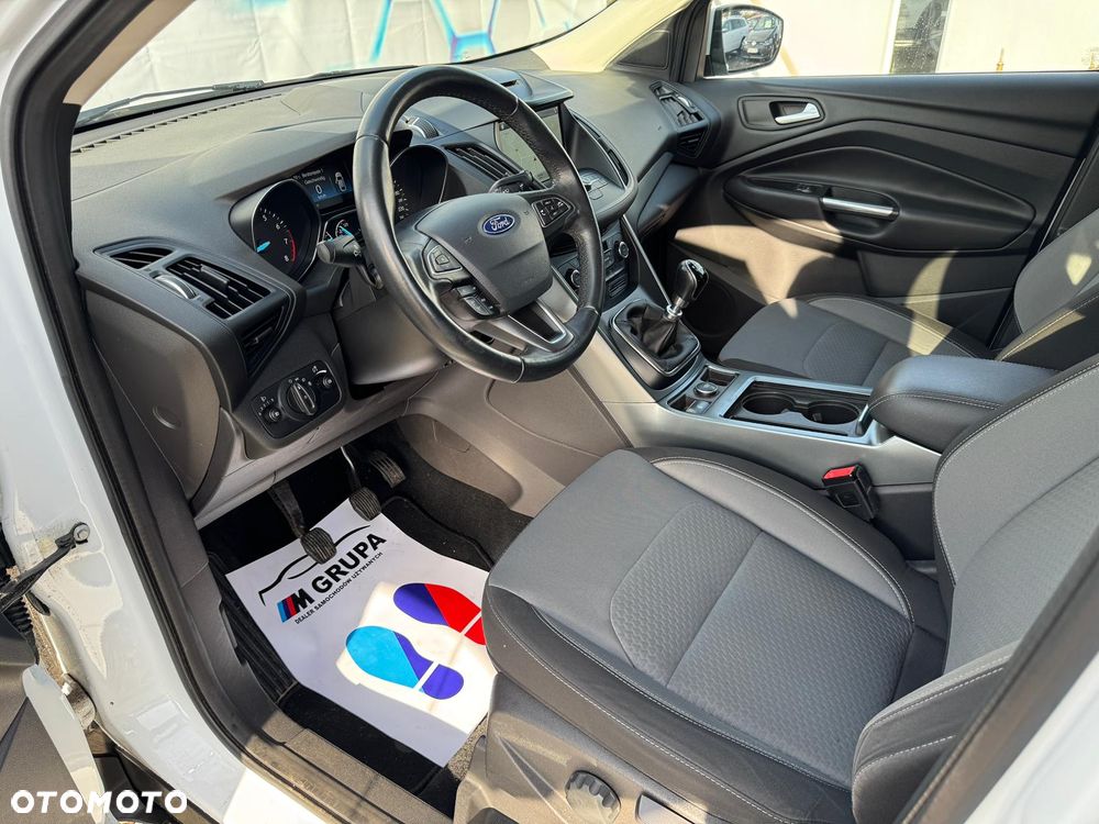 Ford Kuga 1.5 EcoBoost 2x4 Business Edition - 17