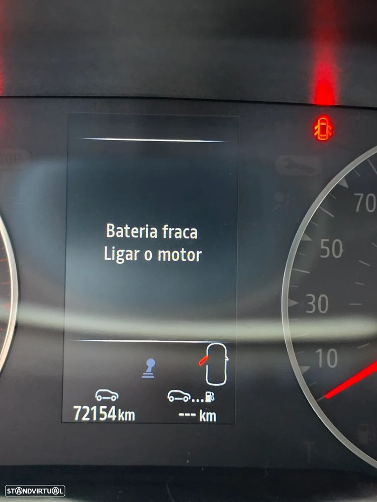 Renault Clio TCe 90 BUSINESS EDITION - 23