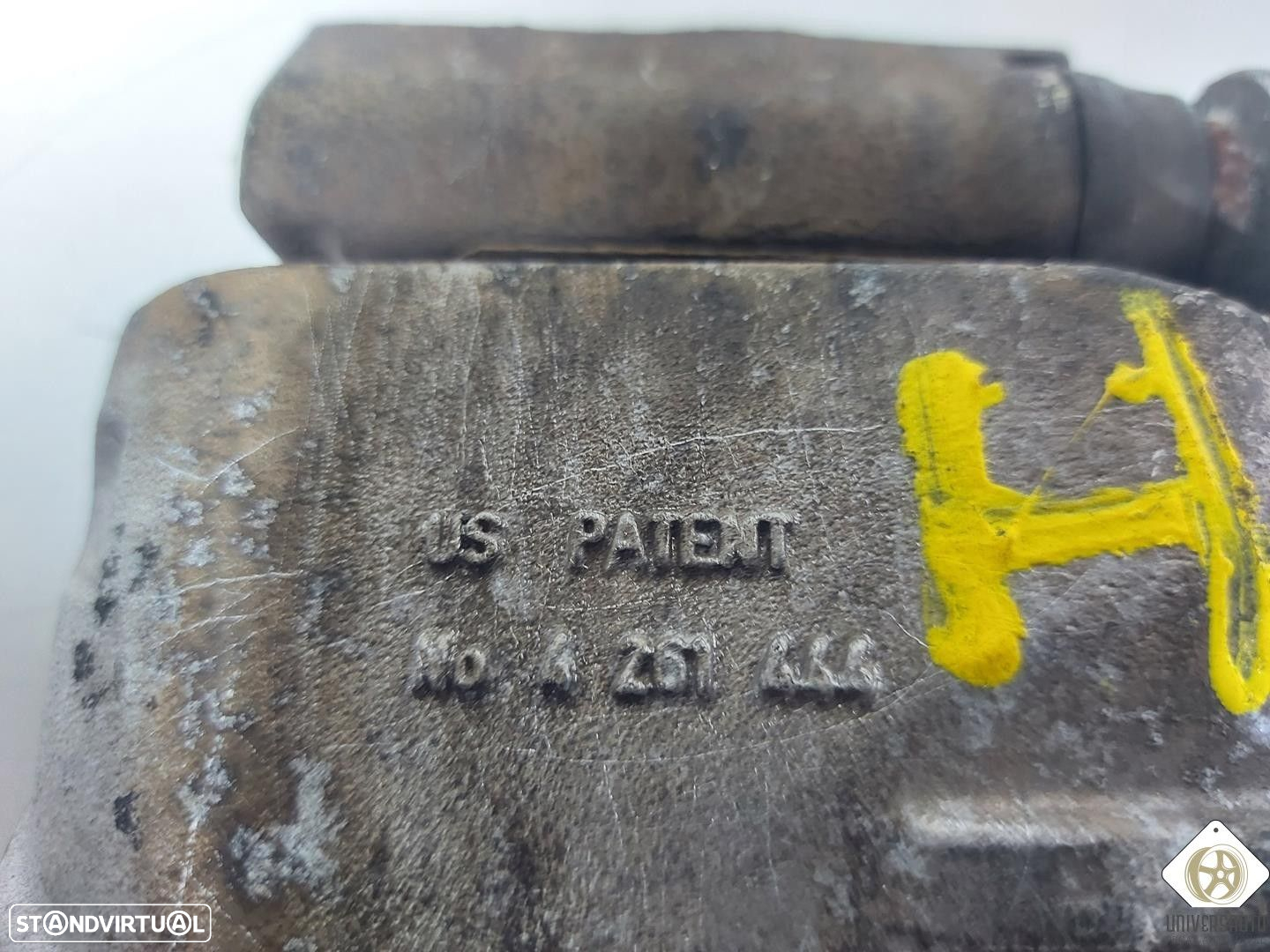 PINÇA TRAVÃO TRASEIRA DIREITA CHEVROLET CAMARO 1999 - 4