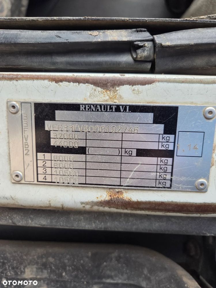 Renault Kerax - 10