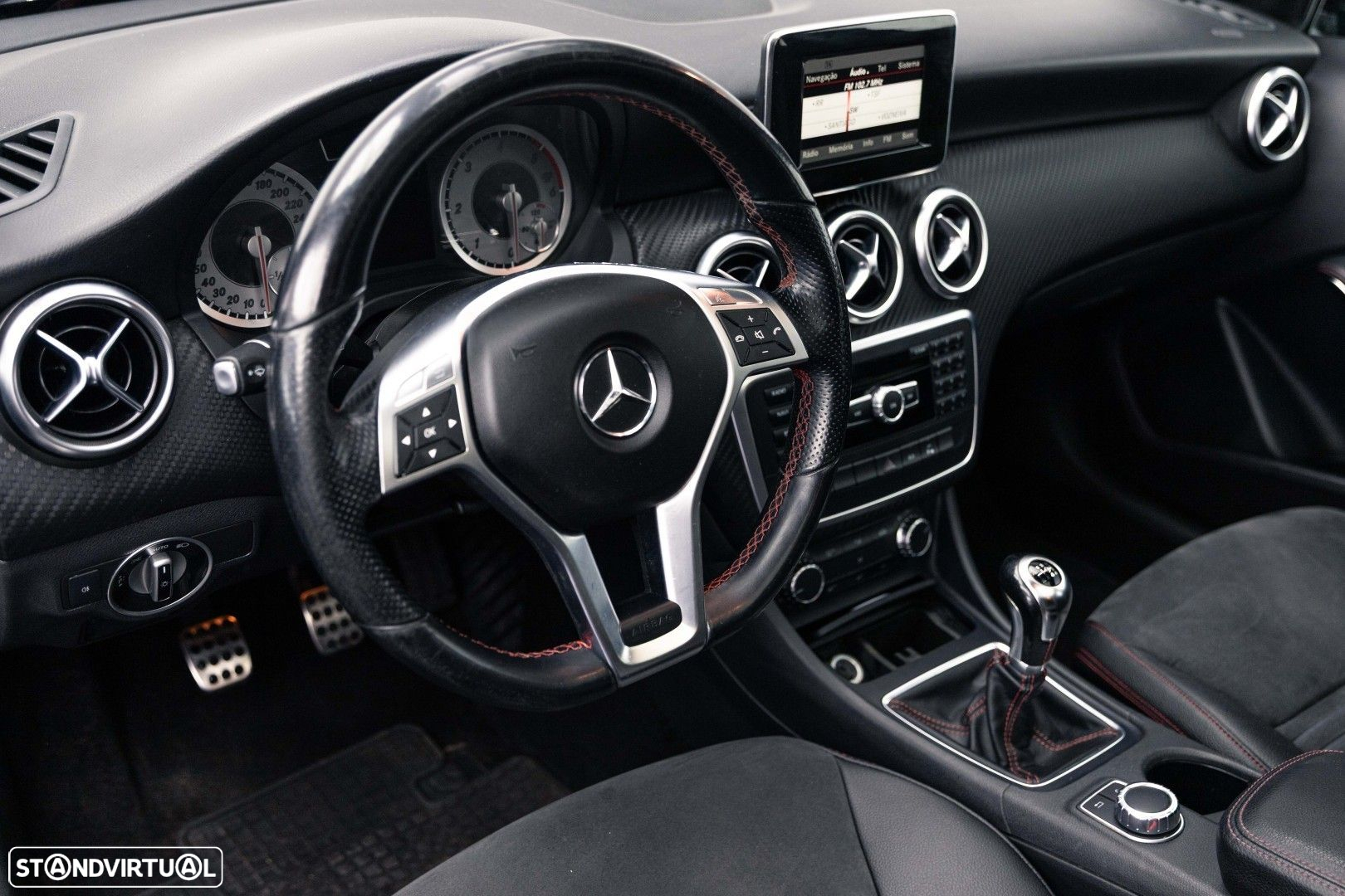 Mercedes-Benz A 180 CDi BE AMG Line - 9