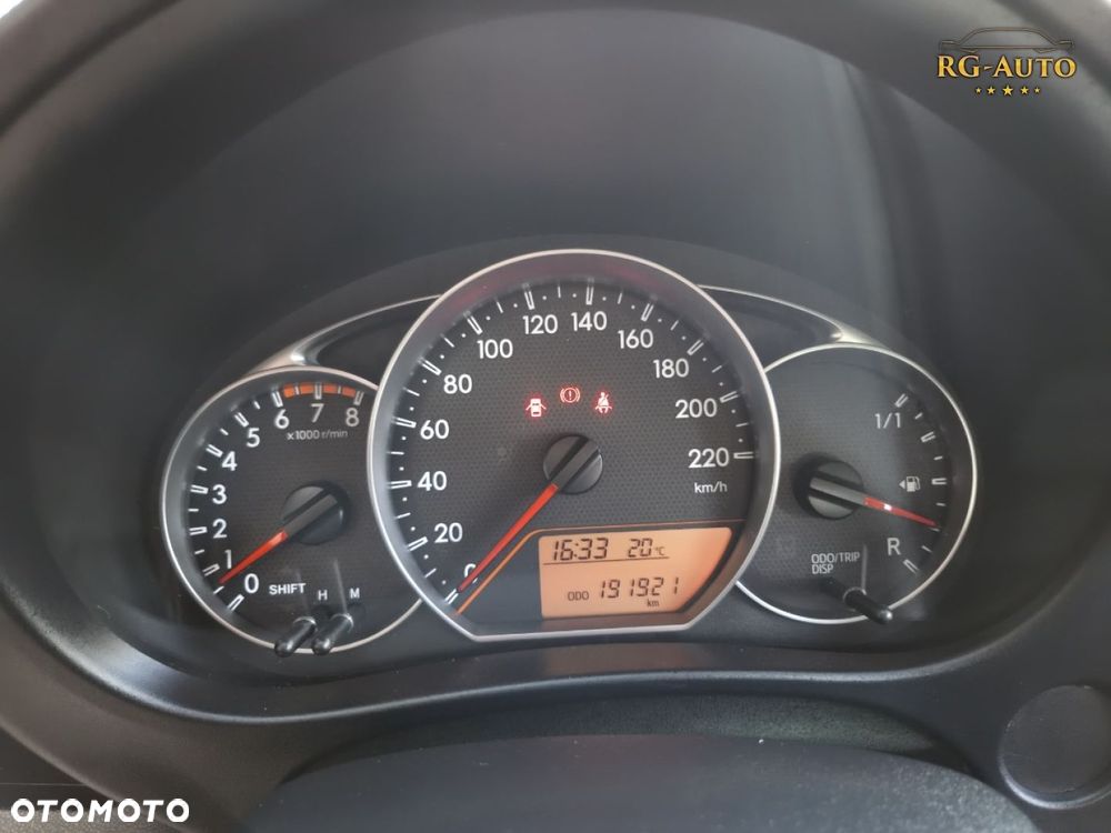 Toyota Verso S - 29