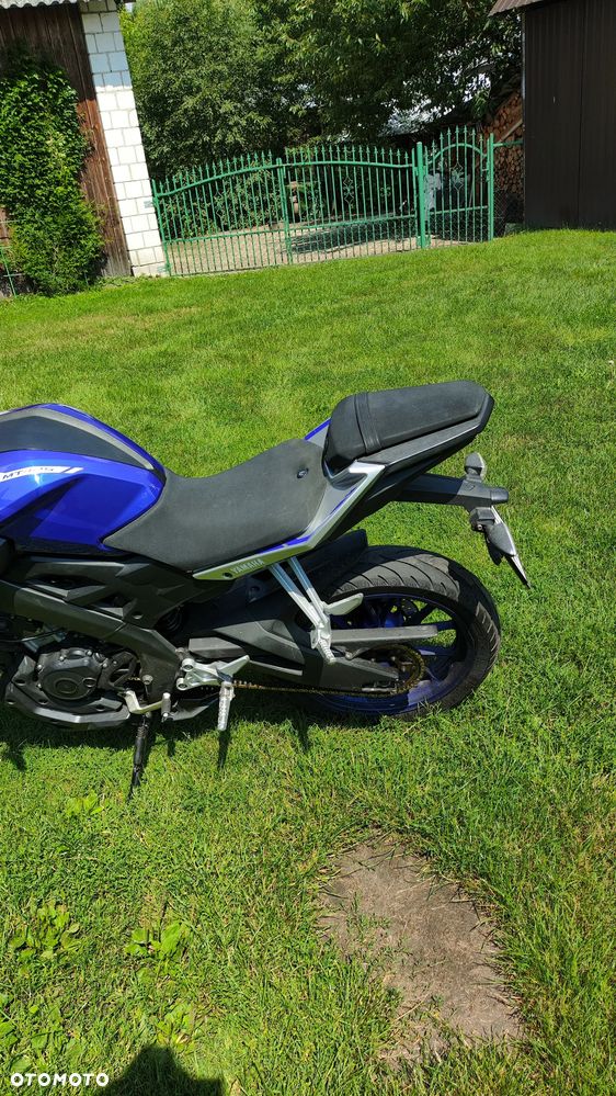 Yamaha MT - 4