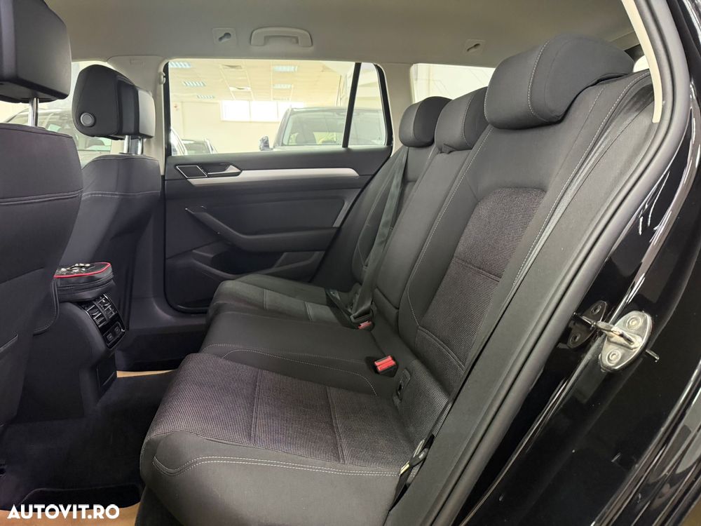 Volkswagen Passat 2.0 TDI (BlueMotion Technology) Comfortline - 12