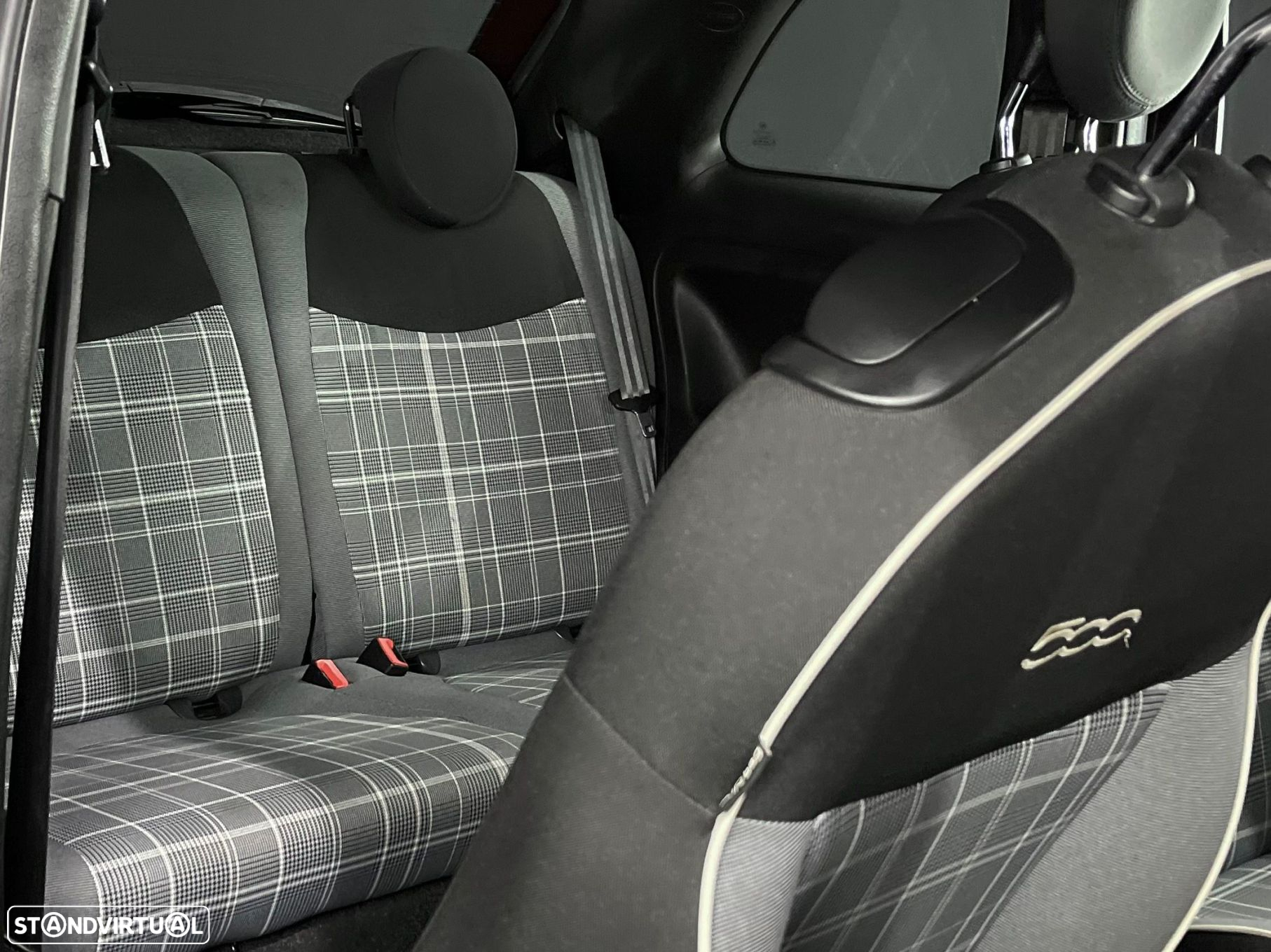 Fiat 500 1.0 Hybrid Lounge - 10