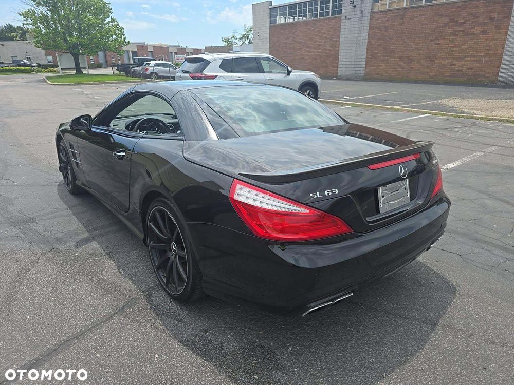 Mercedes-Benz SL 63 AMG - 3
