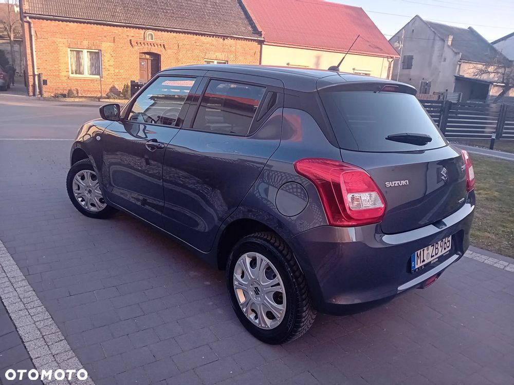 Suzuki Swift 1.2 Dualjet Allgrip Comfort - 12