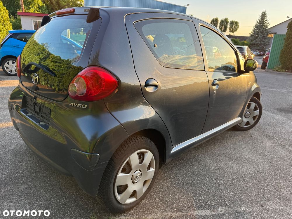 Toyota Aygo Black - 3