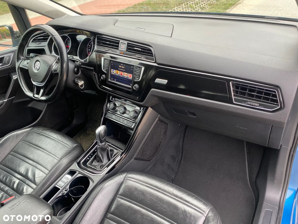 Volkswagen Touran 2.0 TDI SCR (BlueMotion Technology) DSG Highline - 11