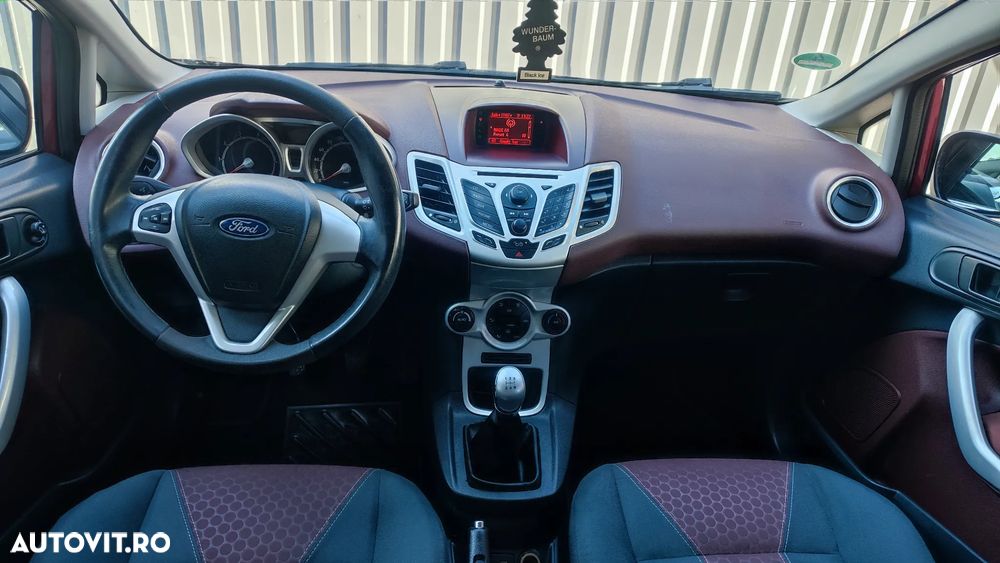 Ford Fiesta 1.25i Titanium - 7