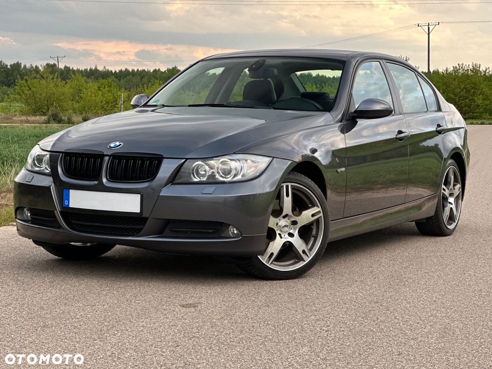 BMW Seria 3 318i - 27