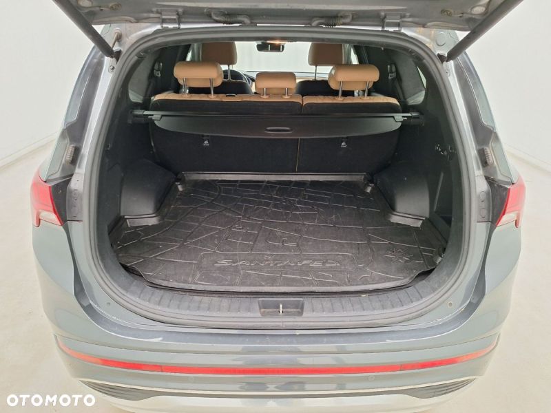 Hyundai Santa Fe 1.6 Plugin-Hybrid 4WD SEVEN Trend - 11