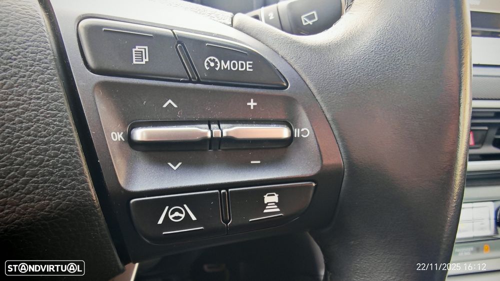 Hyundai Kauai EV 64.8 kWh Premium (TT) - 35