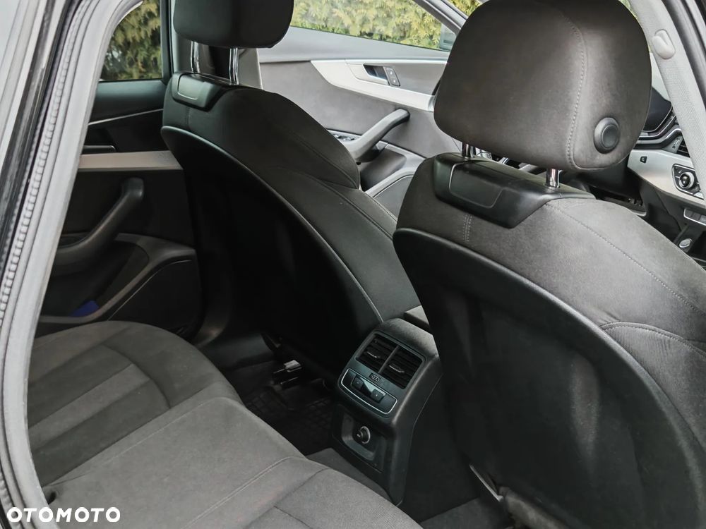 Audi A4 Avant 2.0 TDI S tronic - 12