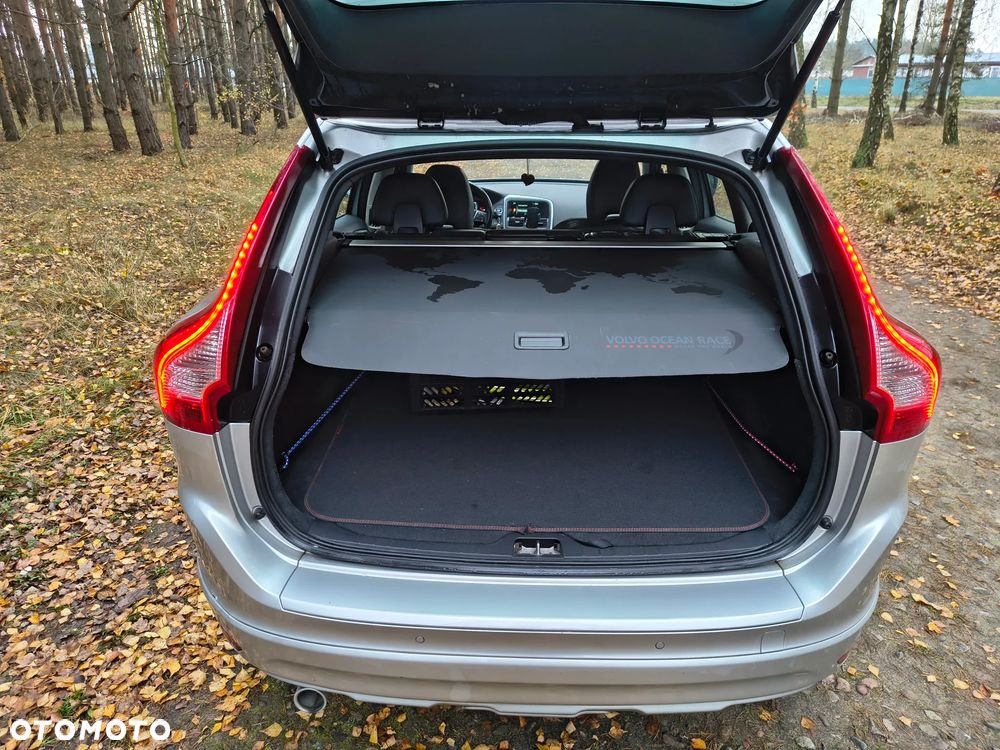 Volvo XC 60 D3 Ocean Race - 7