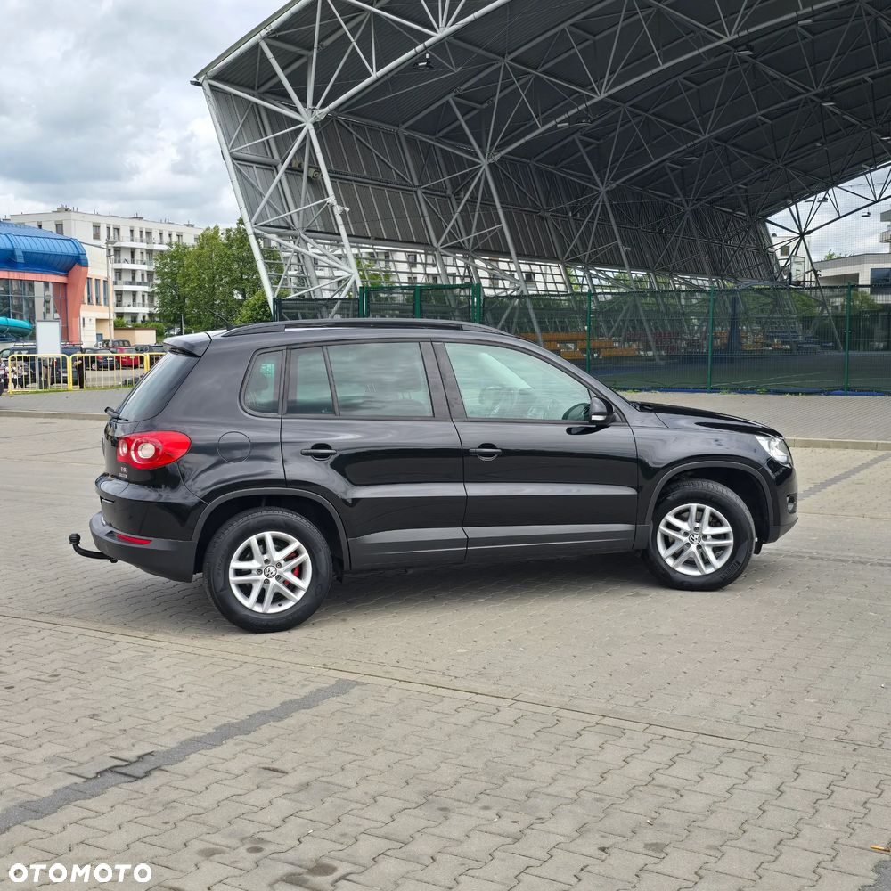 Volkswagen Tiguan - 13