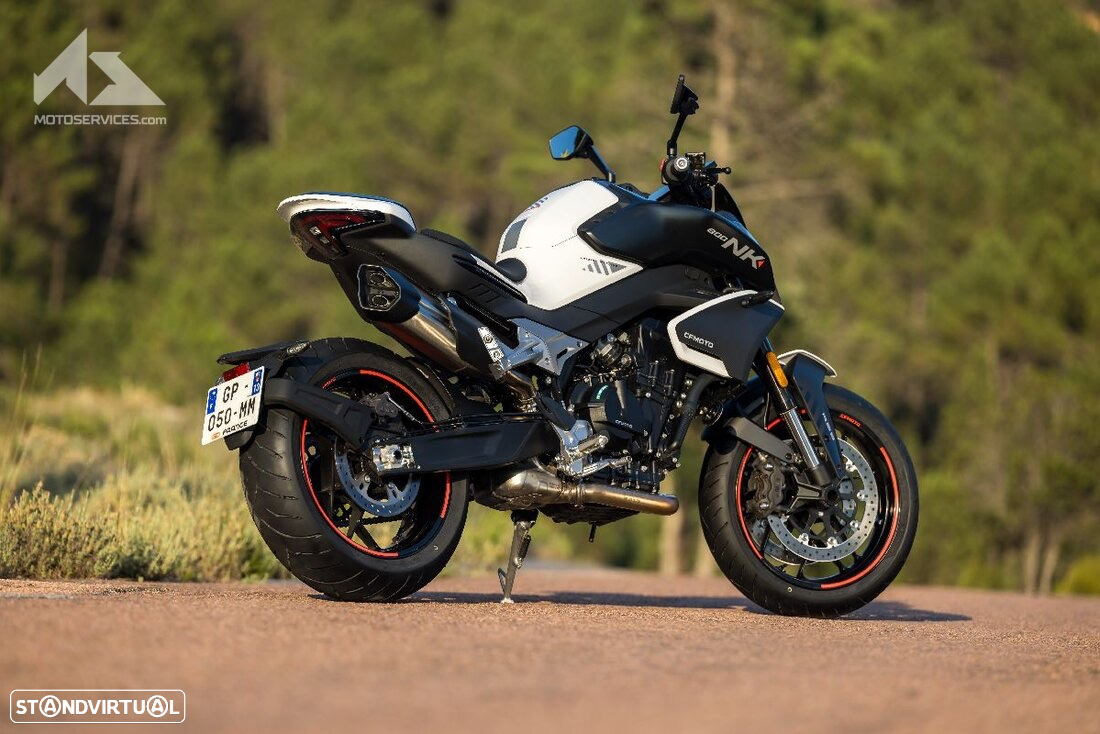 CF Moto 800NK - 4