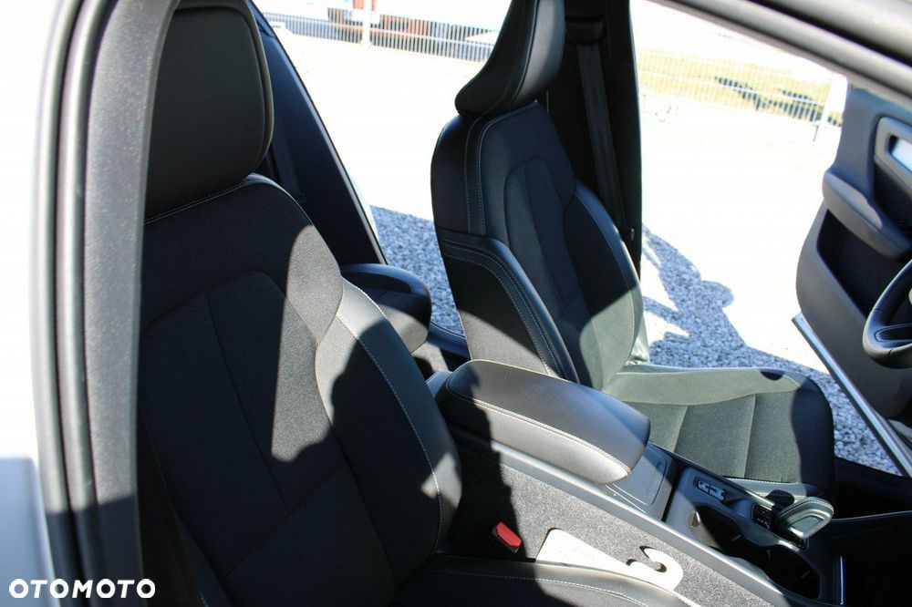Volvo XC 40 - 34