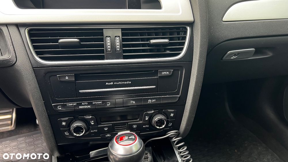 Audi S4 Limousine - 22