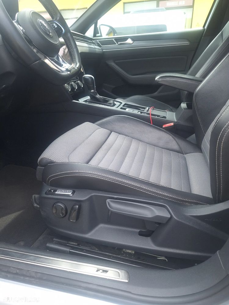Volkswagen Passat 2.0 TDI DSG Comfortline - 11