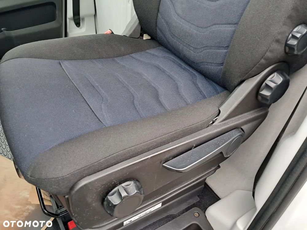 Iveco 35s16 - 8