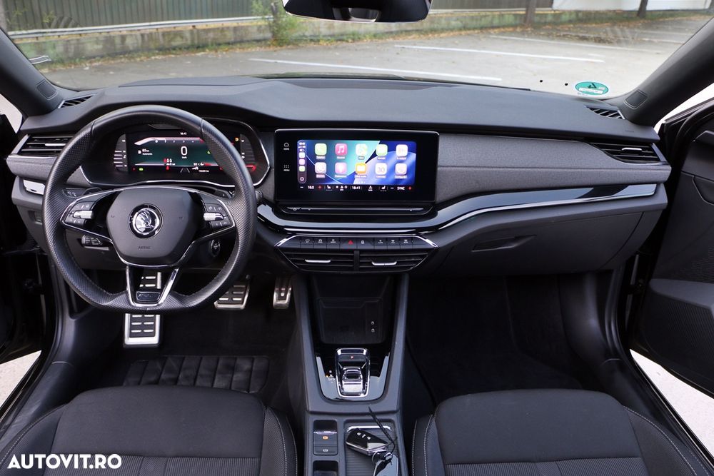 Skoda Octavia 2.0 TDI DSG Sportline - 4