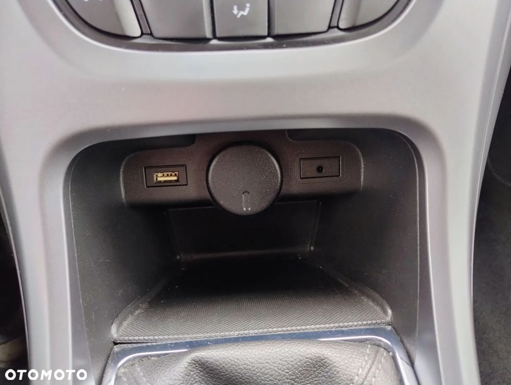 Opel Astra 1.6 Design Edition - 14