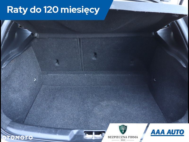 Volvo V40 - 16