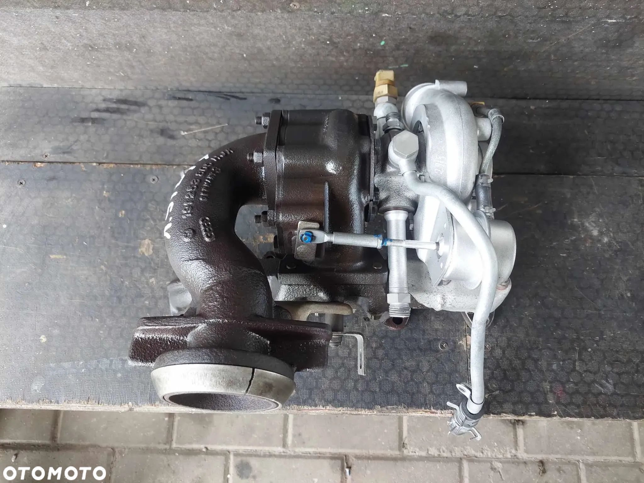 TURBOSPRĘŻARKA TURBINA  1.6TD VW Golf II 068145703M - 1