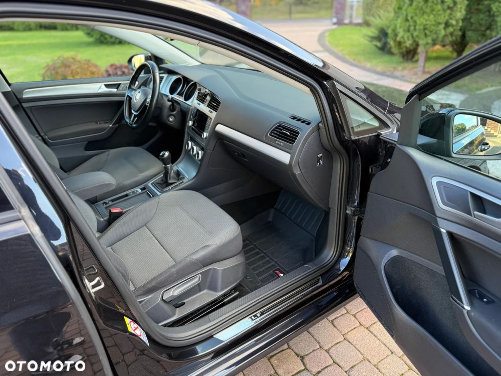 Volkswagen Golf VII 1.6 TDI BMT Comfortline - 14
