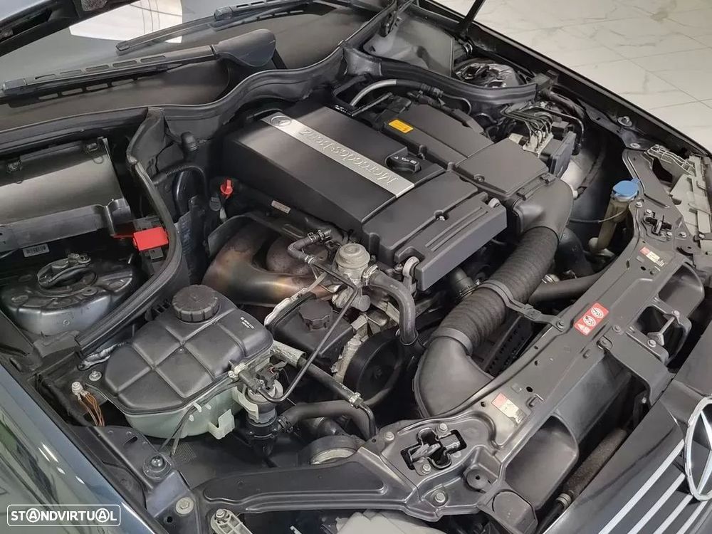 Mercedes-Benz CLK 200 K Avantgarde Aut. - 33
