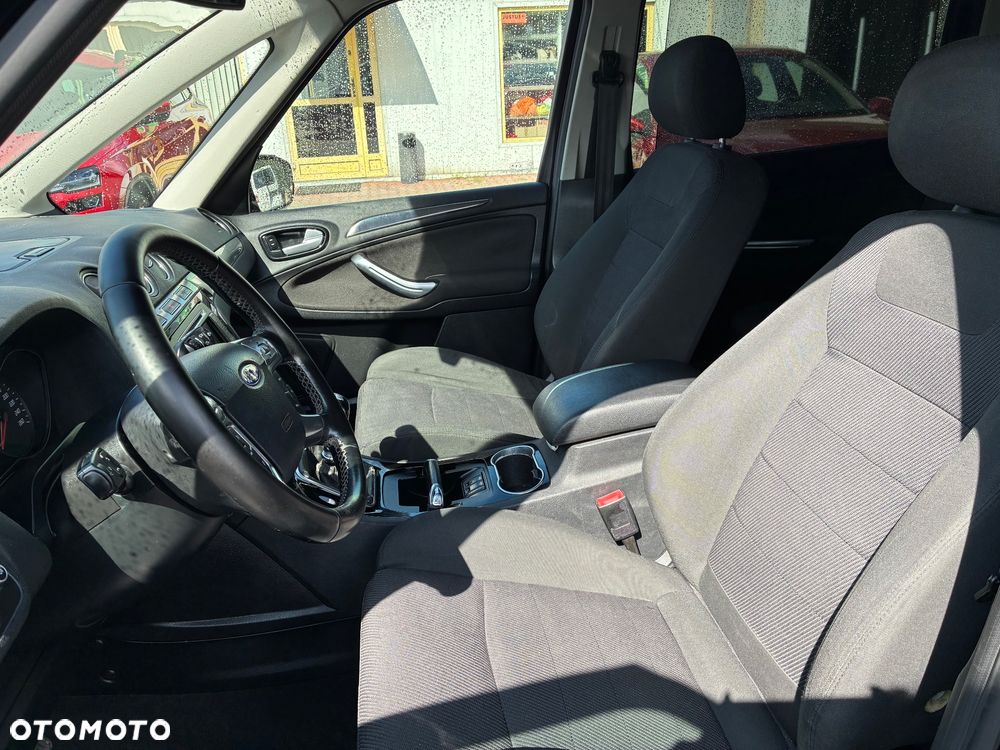 Ford Galaxy 2.0 TDCi Titanium - 16
