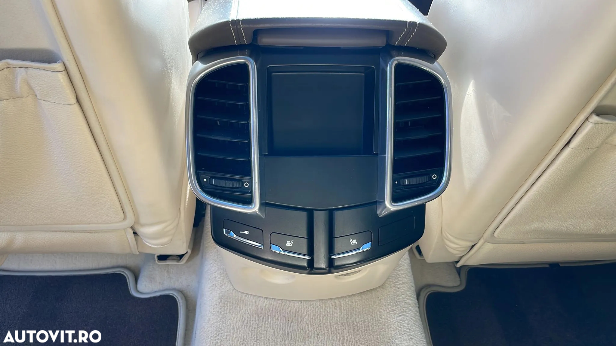 Porsche Cayenne Turbo V8 4.8L Aut. - 24