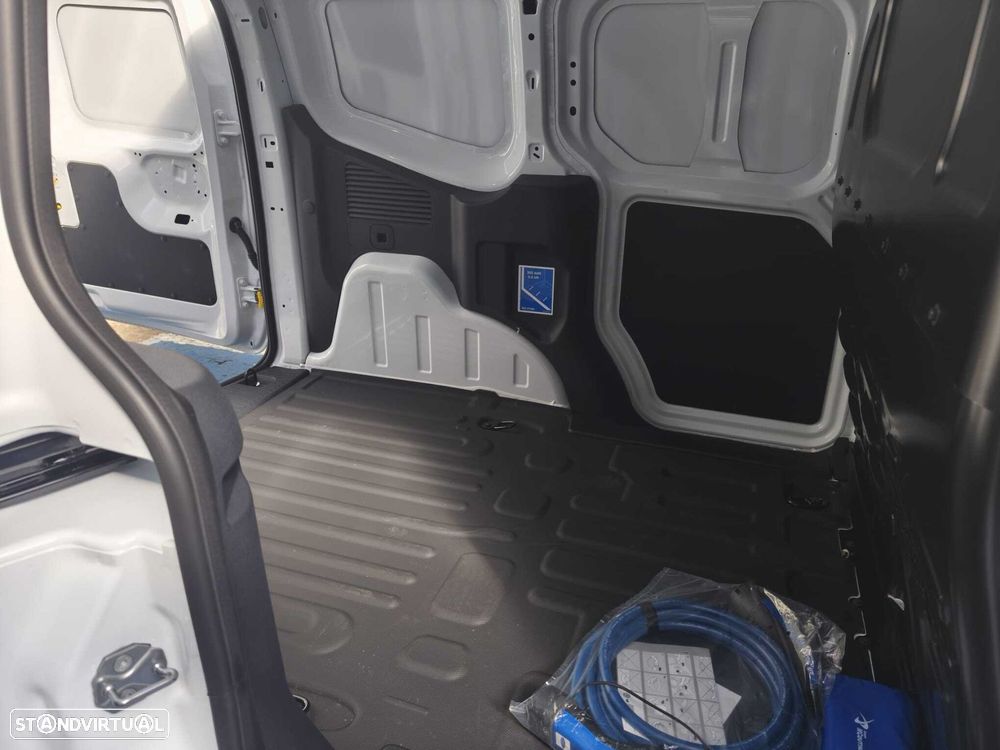 Ford Tourneo Courier 54 kWh Trend - 12