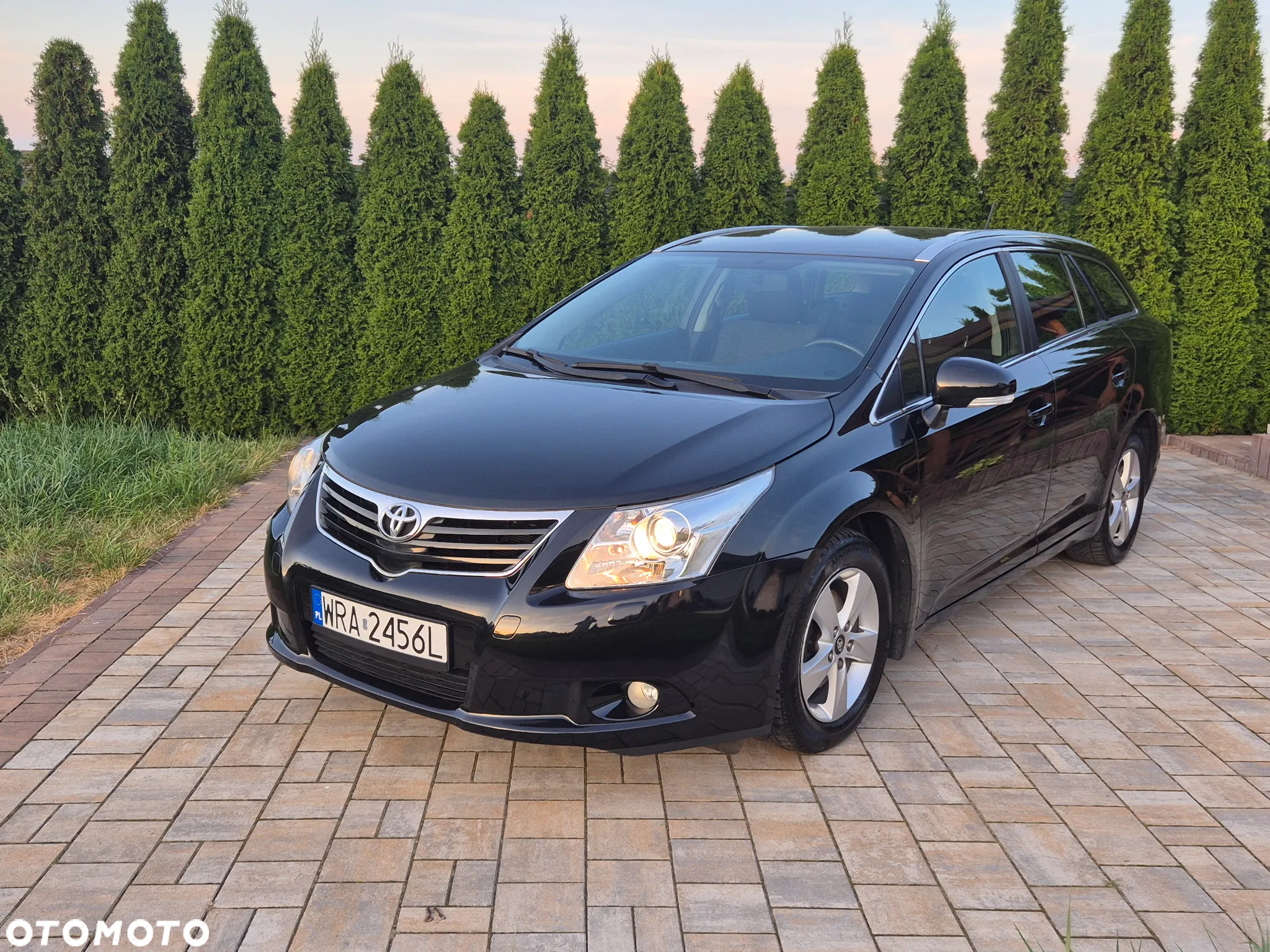 Toyota Avensis 1.8 Premium EU5 - 4